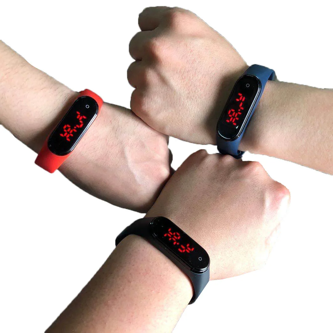 Wearable body temperature watch, health bracelet with blood pressure and heart rate