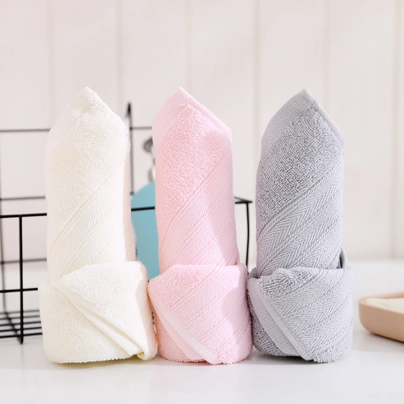 Wholesale Luxury Hotel Bath Towel Set 100% Cotton Plain Dobby Soft Comfortable Custom Logo Luxury Adult Size 500gsm 600gsm