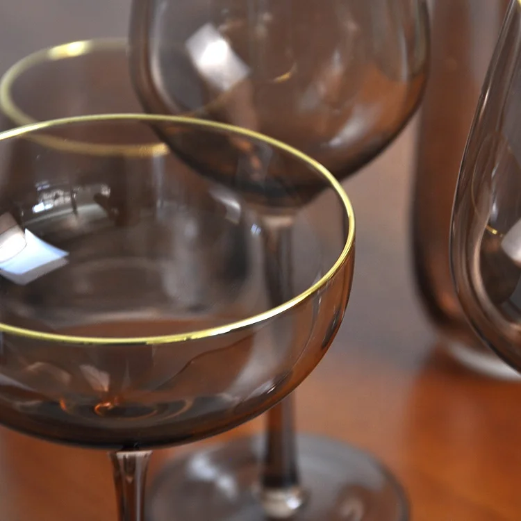 China Factory Gold Rim Pink Red/White Decorative Unique Fancy Red Wine Glass gift set for party,wedding,event