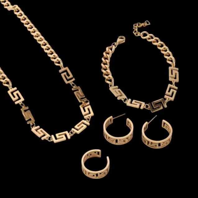 Stainless steel jewelry set new beauty head diamond pendant Cuban chain brand jewelry set women Fashion jewelry