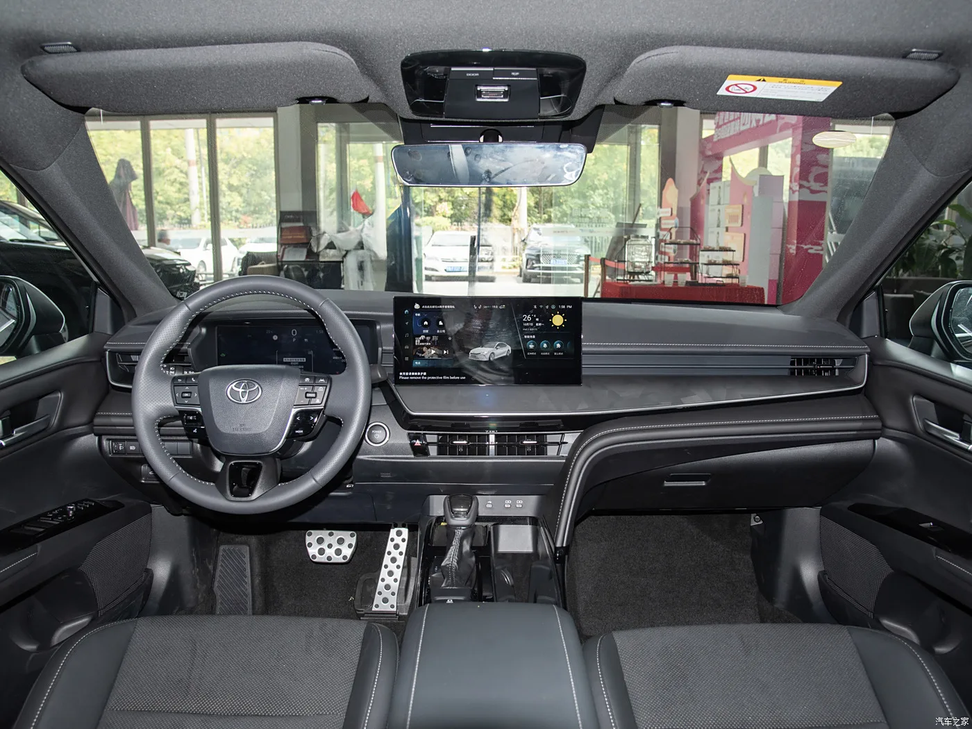 Лучшие продажи 2024 Toyoto Cemry для взрослых большие площади 0 км новые автомобили 4 двери 5 мест бензиновый седан сделано в Китае на экспорт