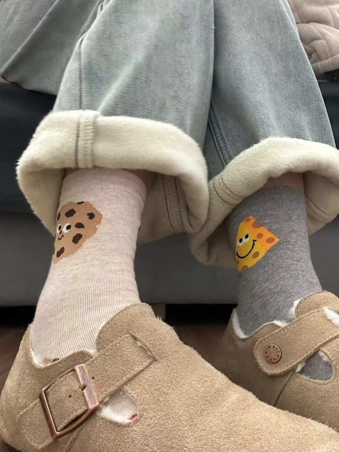 Wholesale Hot Sale Cute Pattern Colorful Girls Socks Fancy Stripe Art Pattern Cookies Cotton Socks For Woman Crew Socks