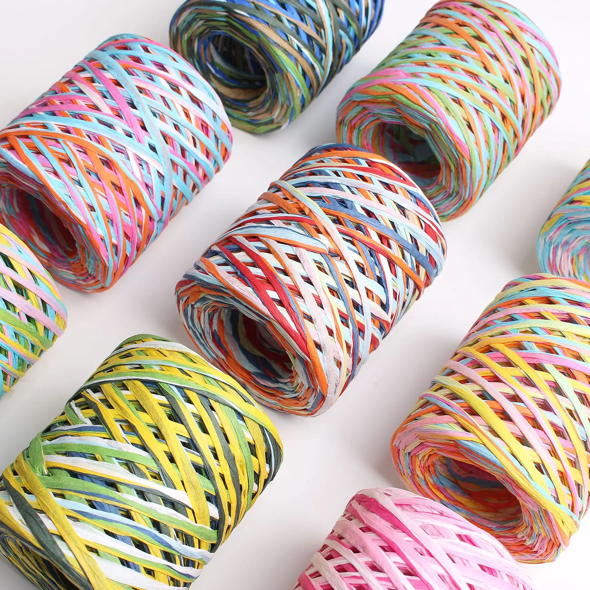 Оптовая продажа лаффия травяная бумажная веревка для защиты окружающей среды красочная двухнитевая DIY Spot Raffia