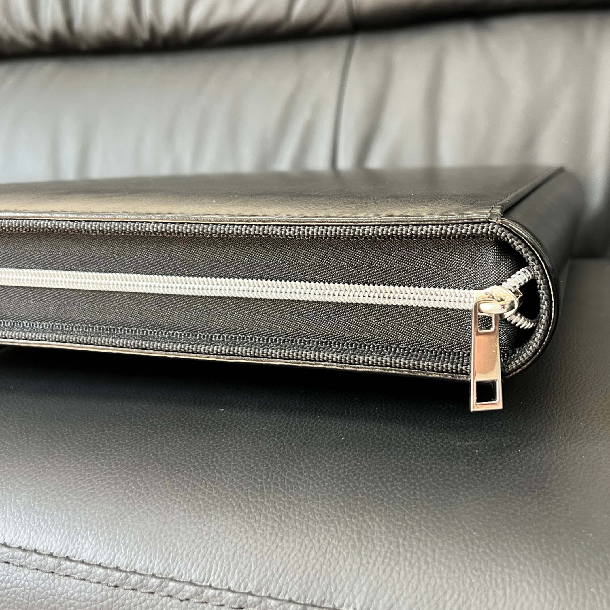 Customization your Valued toploader binder for Plastic Hard Baseball Card  252 large collection album