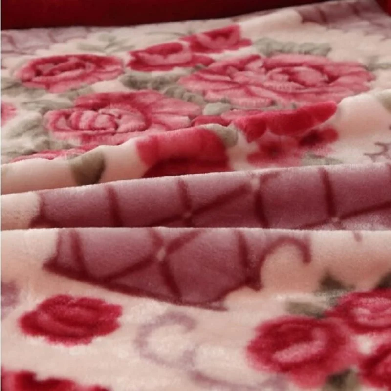 Superior Quality 2ply 150*200cm  2kg Customized Pattern Luxury 100% Polyester Super Soft Cozy Raschel Mink Blanket