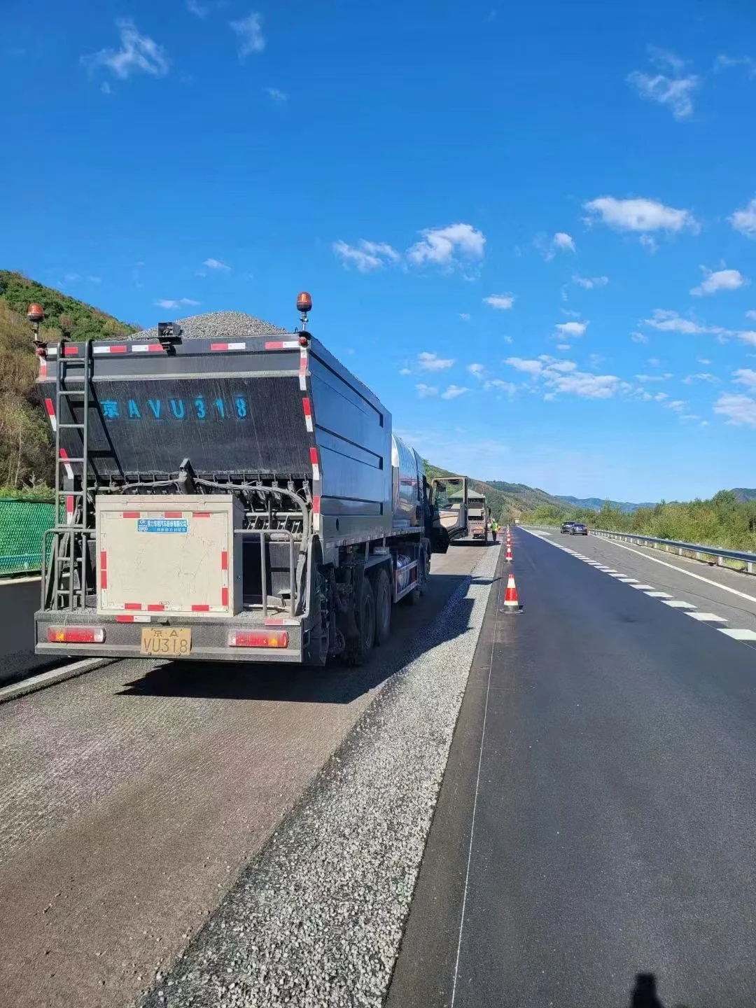 Bitumen Emulsion Sprayer Asphalt Road Machinery Paver Paving Machine Mini Asphalt Paver Asphalt Tack Sprayer