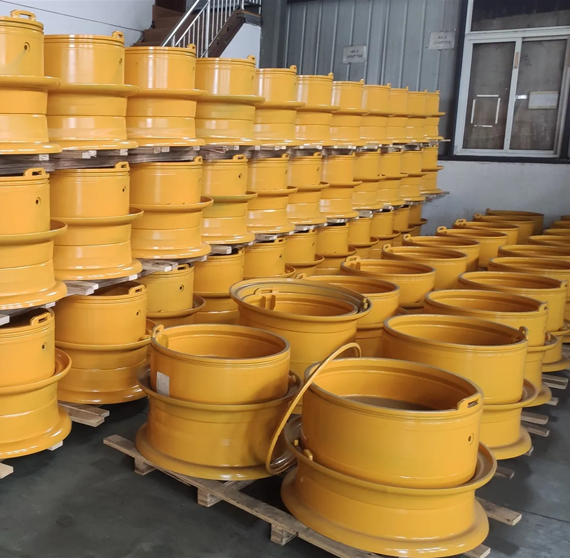 KOM articulated truck HM400-5 tyre size 29.5-25 25 inch steel wheel rim 25-25.00/3.5 OTR steel wheel rim