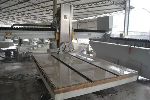 Basic600 Automation STONEPLUS Customization Stone Granite Quartz Cutting Machine With Worktable Tile 0-85 Degree