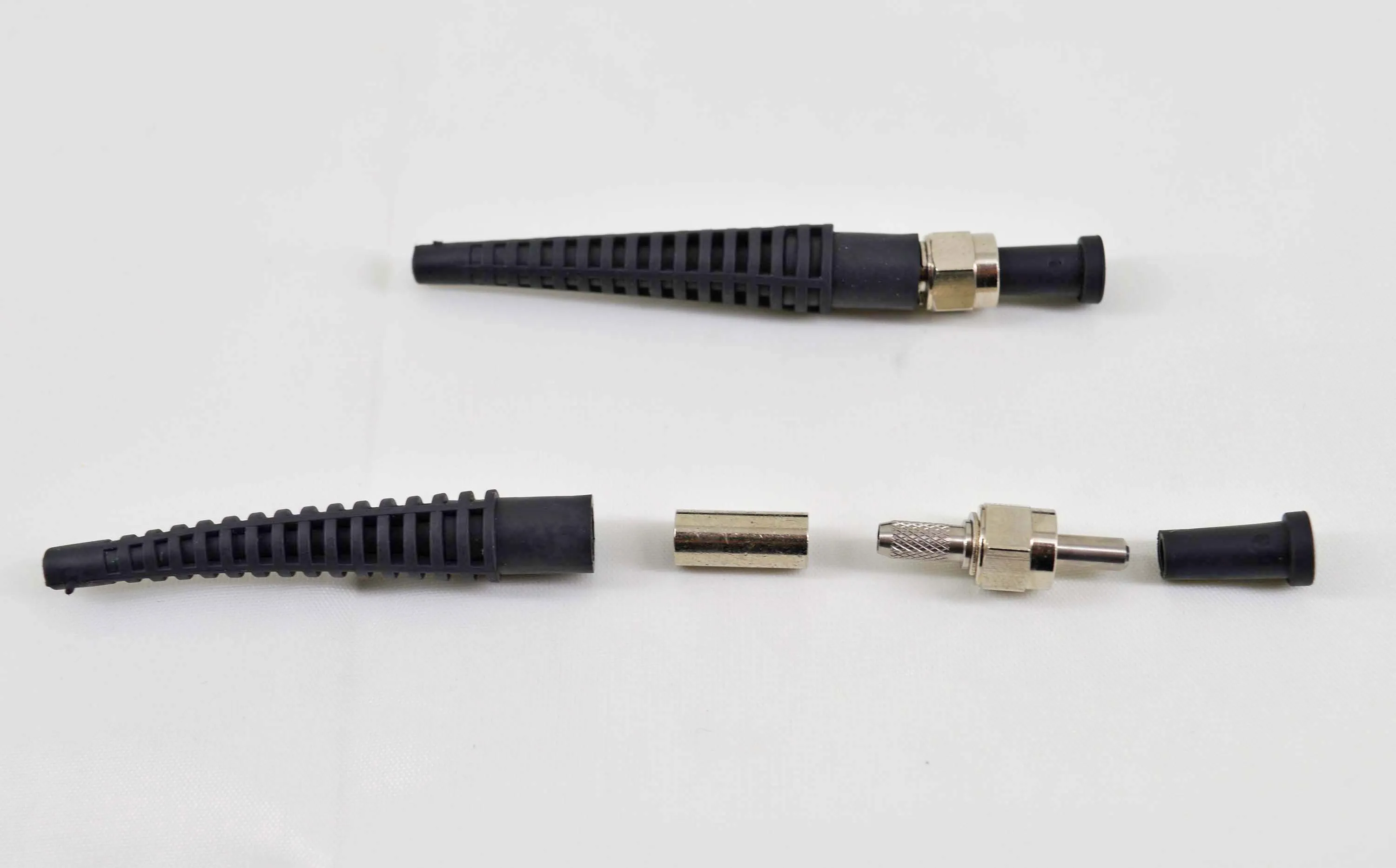High Quality 0.9mm/2.0mm/3.0mm SM MM SMA Connector Fiber Optic SMA/UPC Connector in sections