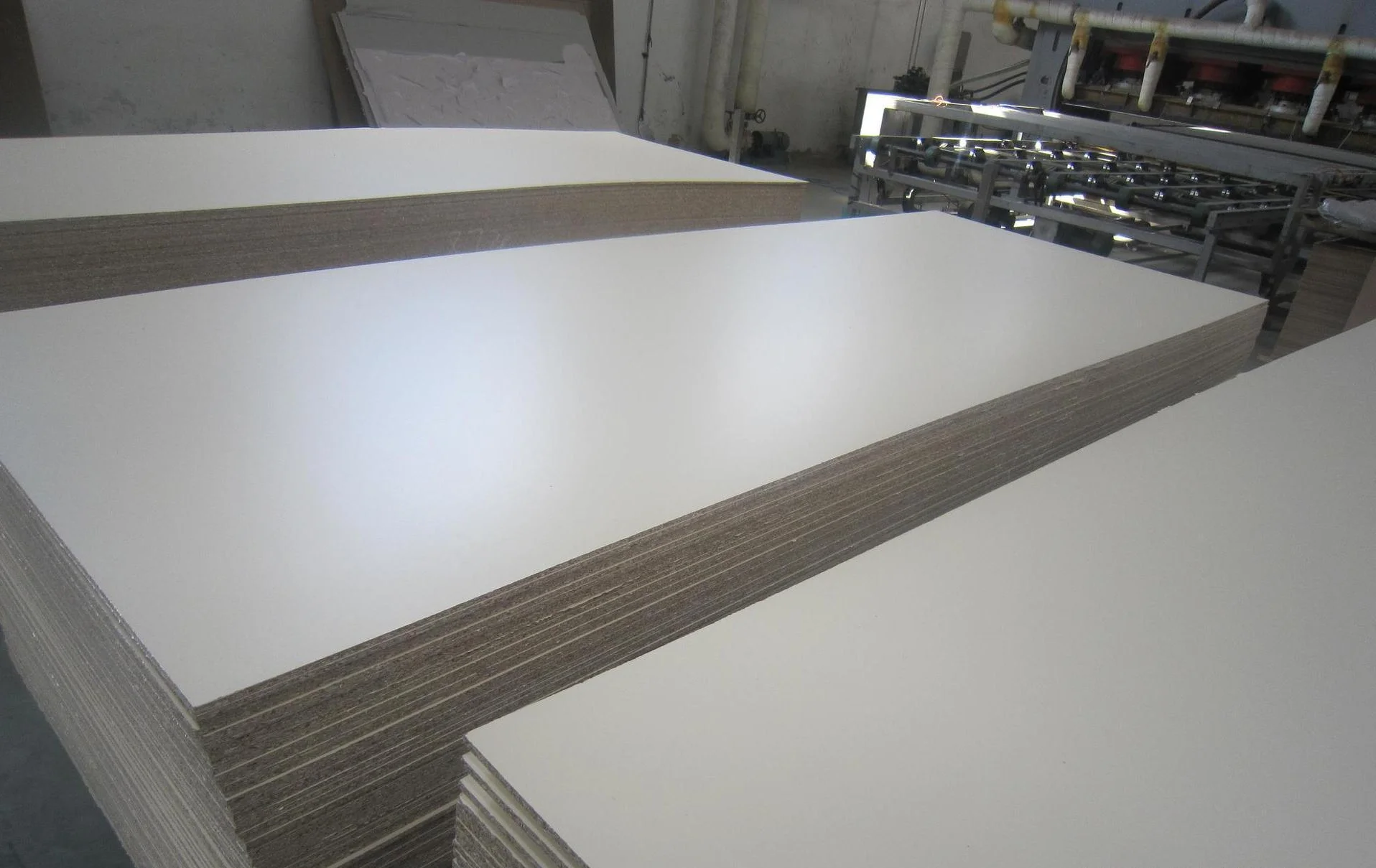 9-18MM Melamine MDF Board High Gloss, Matt, Embossed Finish MDF Panels