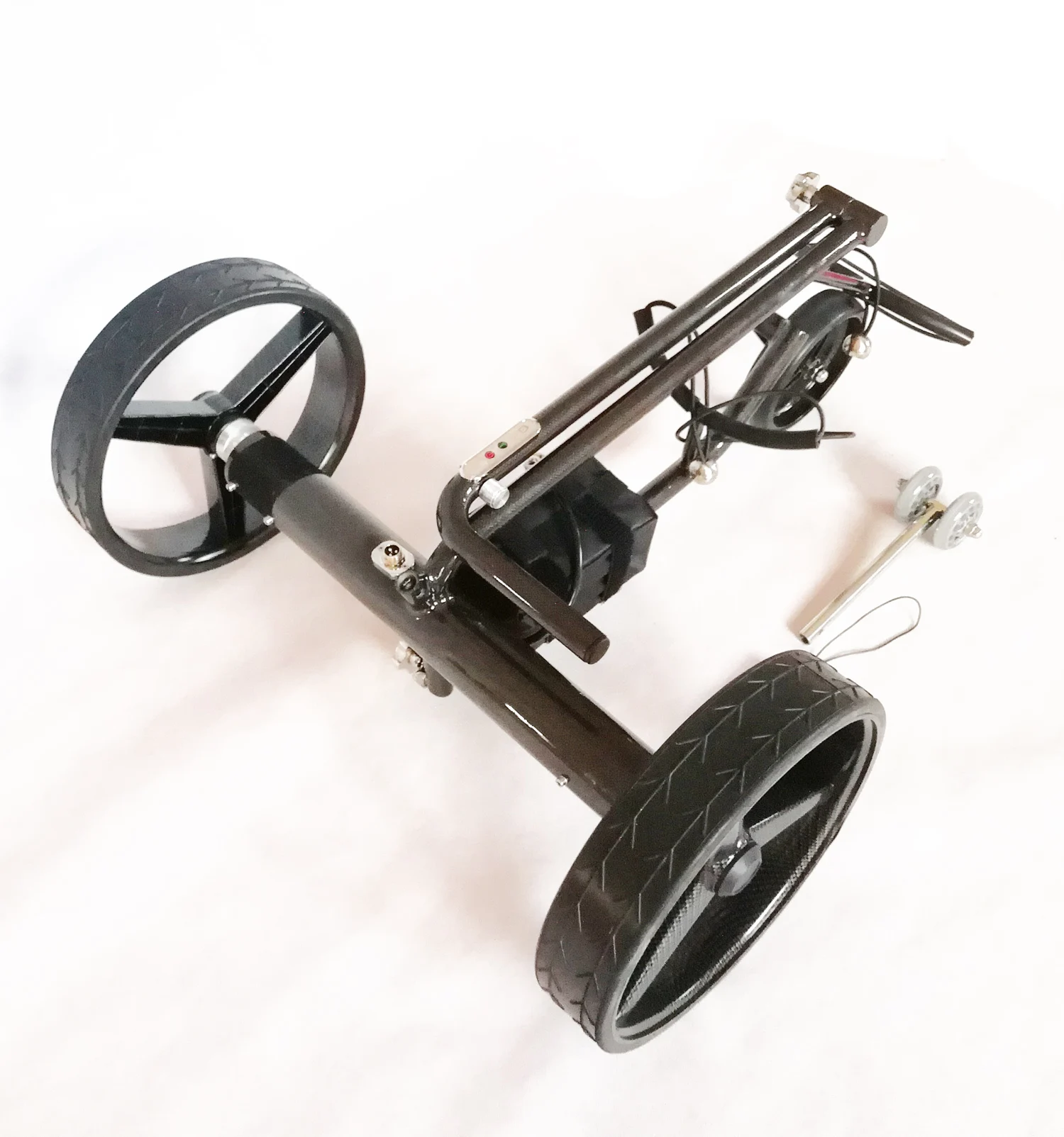 Высокопроизводительная электрическая тележка для гольфа из углеродного волокна с литиевой батареей