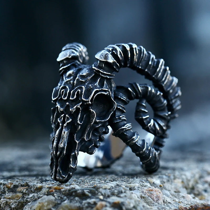 SS8-921R New Design Gothic Exaggeration Demon Satan Ring Vintage Color Skull Sheep Head Ring For Men Women Punk Jewelry