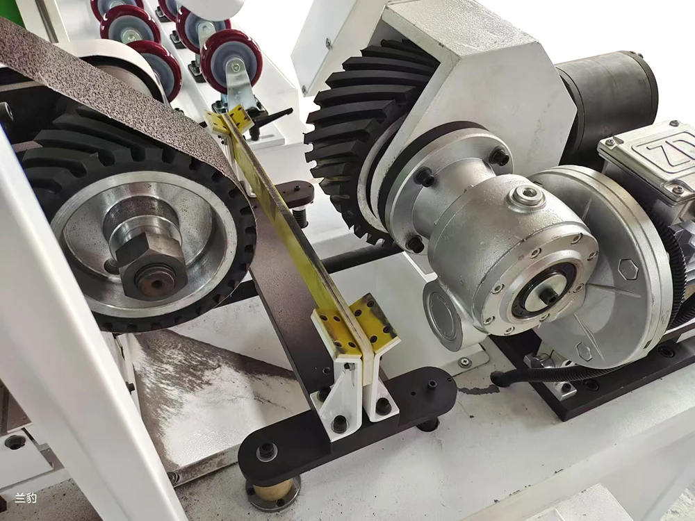 tube polisher stainless steel mirror polishing stainless steel round tube Centerless grinding