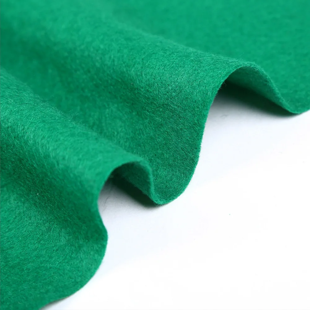 2024 Hot sale Texas Hold em Poker Game Set Includes Hold em Mat Card Decks Chips Chip Holder Tin Box BSCI SEDEX FSC