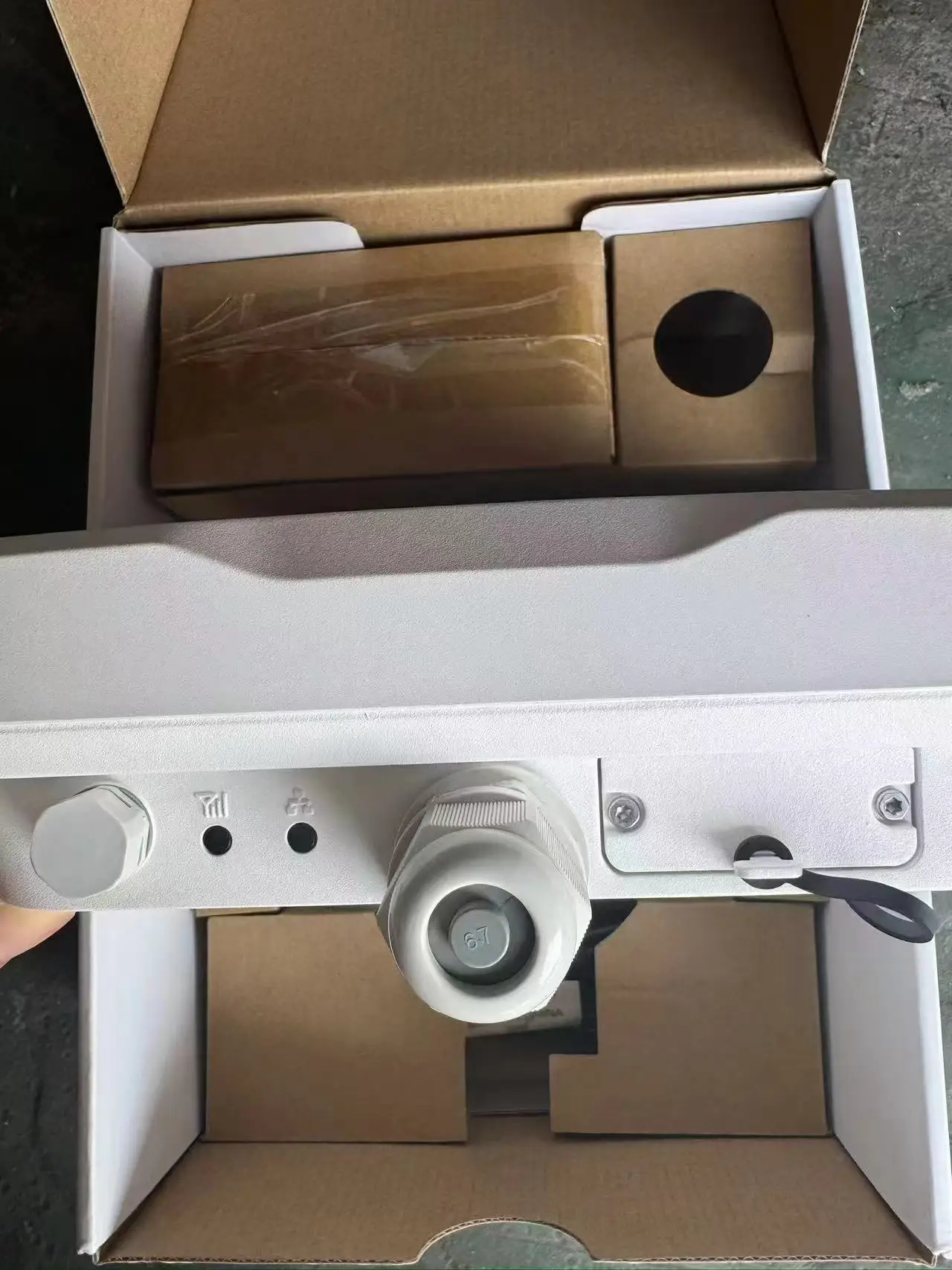 linksys 5G outdoor router with sim card wireless new and original wifi router MODEL FGMM601 ROTER