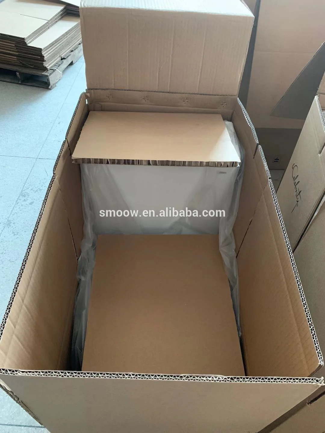 Water saving Siphonic comode toilet for Western Modern hotel Lavatory