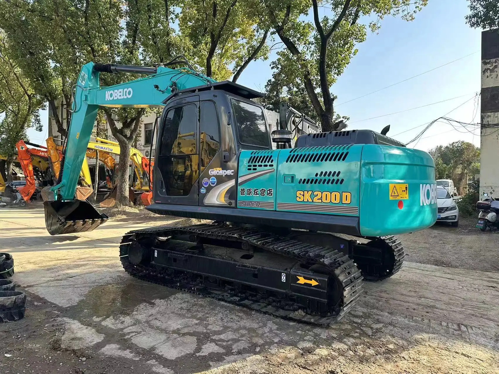 China supplied Used Kobelco 200 excavators  Original 20ton used Kobelco SK200 excavator with Simple Operation for sale