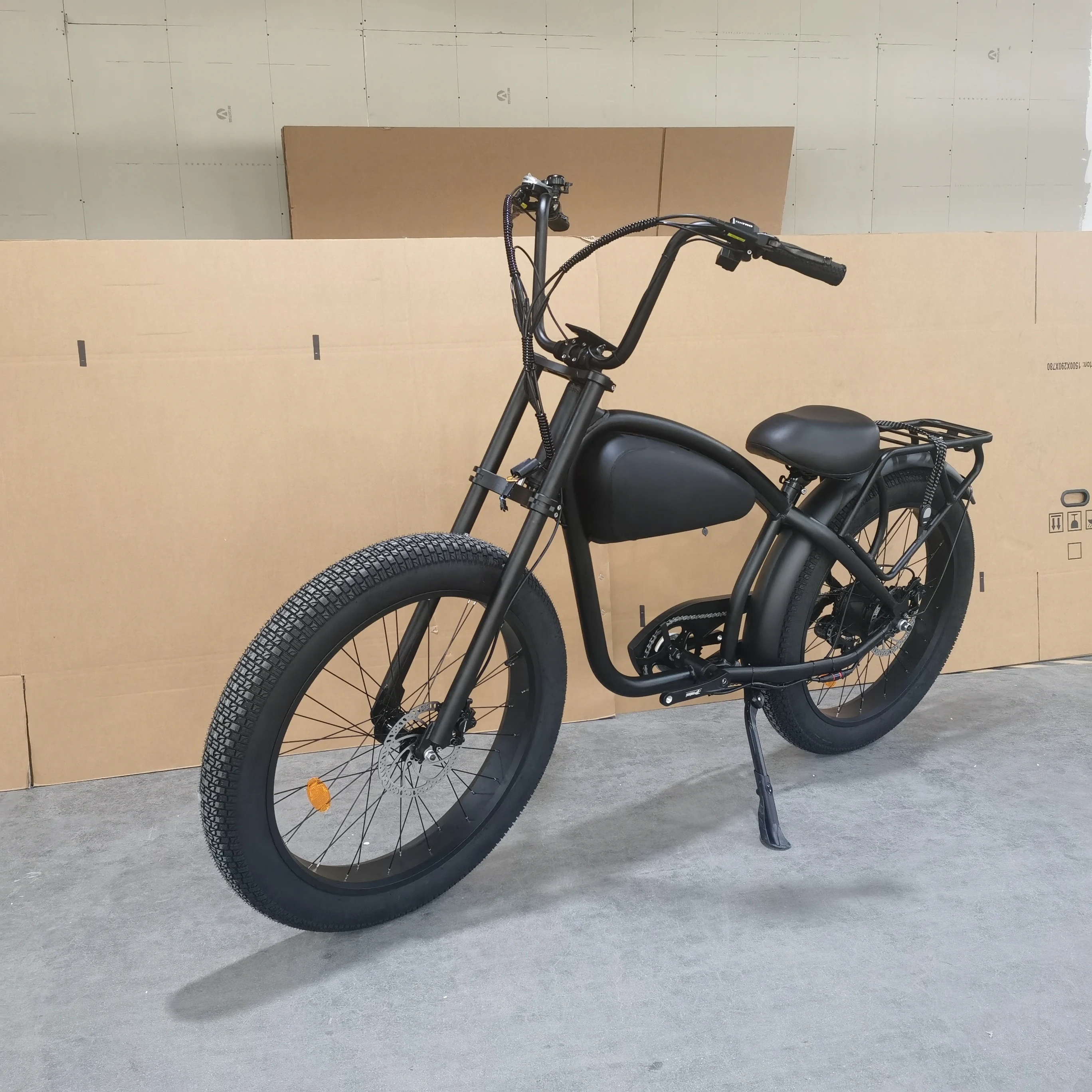 Long Range Retro Style Fat Tire Ebike Vintage E Bike Powerful Motor Cafe Racer Electric Chopper Bike