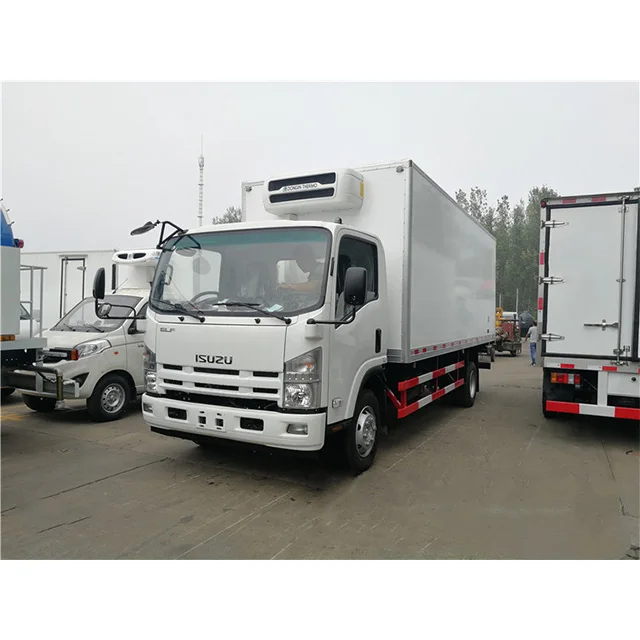 Japanese 6/7/8 T meat transport refrigerated truck