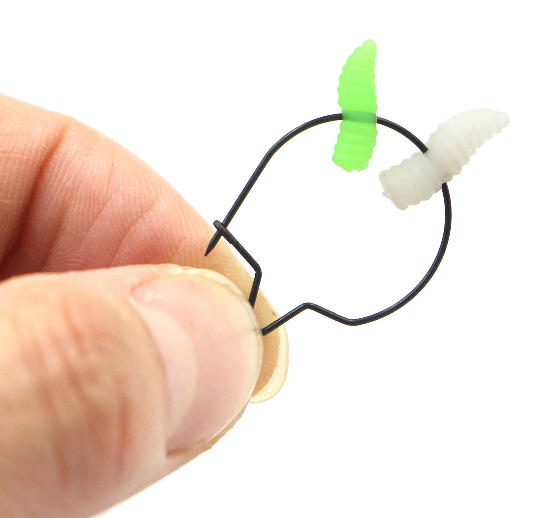 Maggot hook  Carp Fishing Maggots Clip Bait Hook Tackle Tool