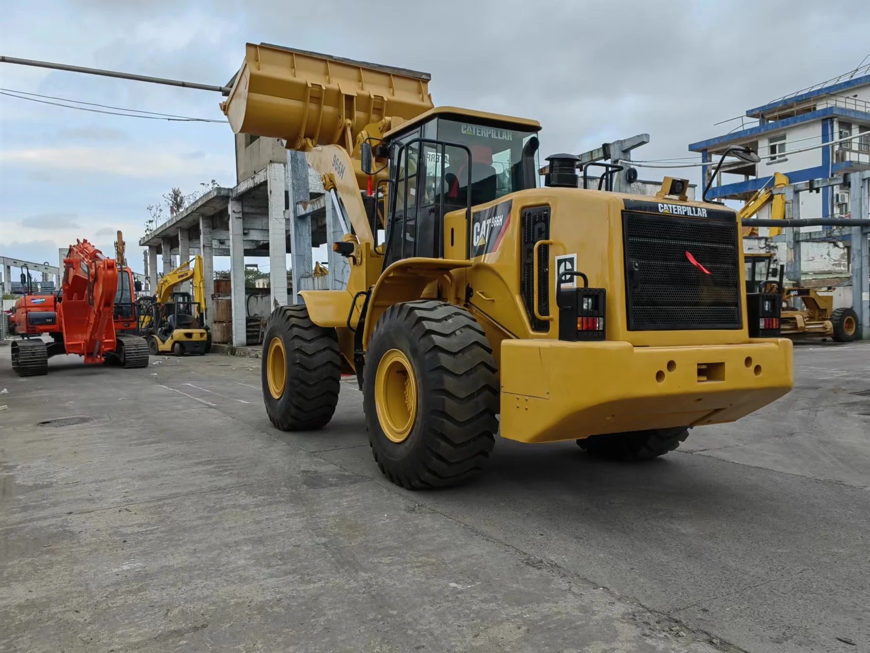 Caterpillar front wheel loader CAT 966H for sale used loader