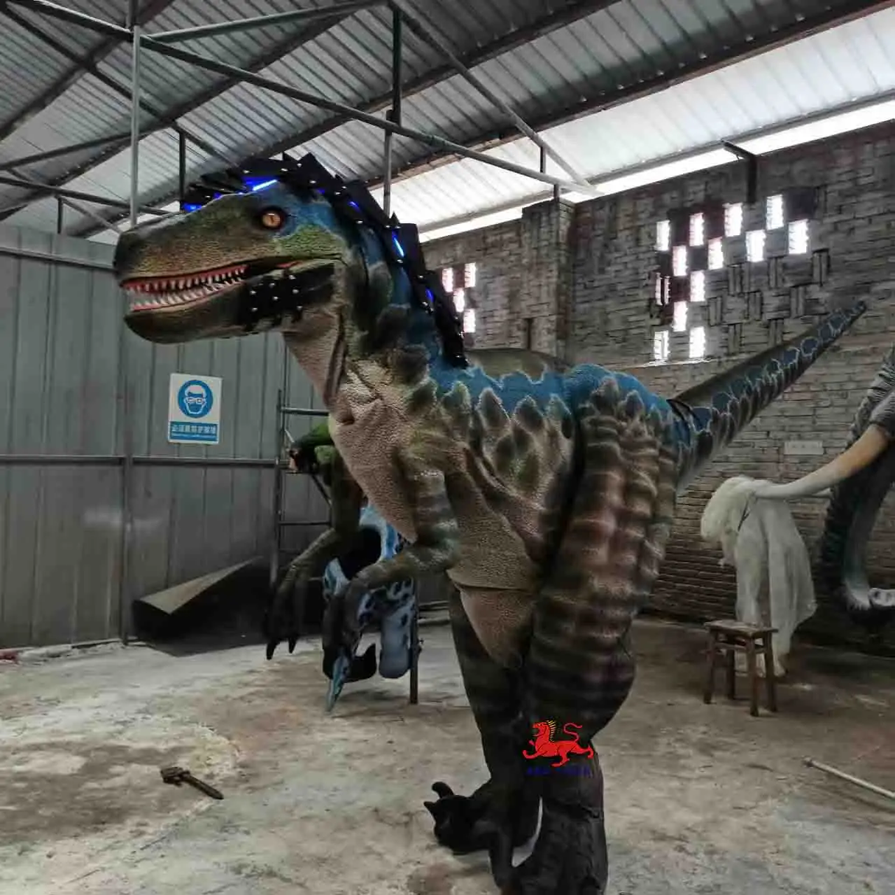 High Quality Realistic Hidden Legs Walking Dinosaur Raptor Costume for Theme Park & Amusement Park