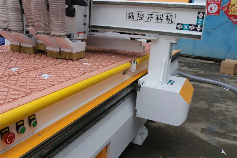 5 Spindle axis automatic tool change CNC machine router woodworking panel board cutting machine wood