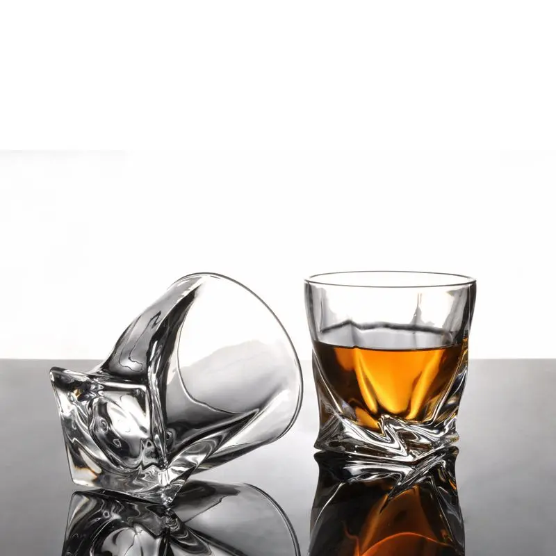 2025 Wholesale Lead-free Glass Light Luxury Retro Vertical Striped Whiskey Glass Wine Glass For Hollywood