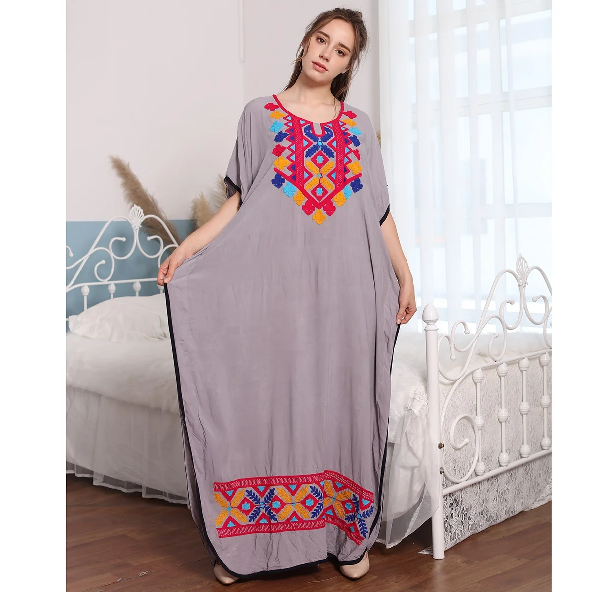 
Wholesale muslim embroidery dress factory Customization dubai islamic clothing 
