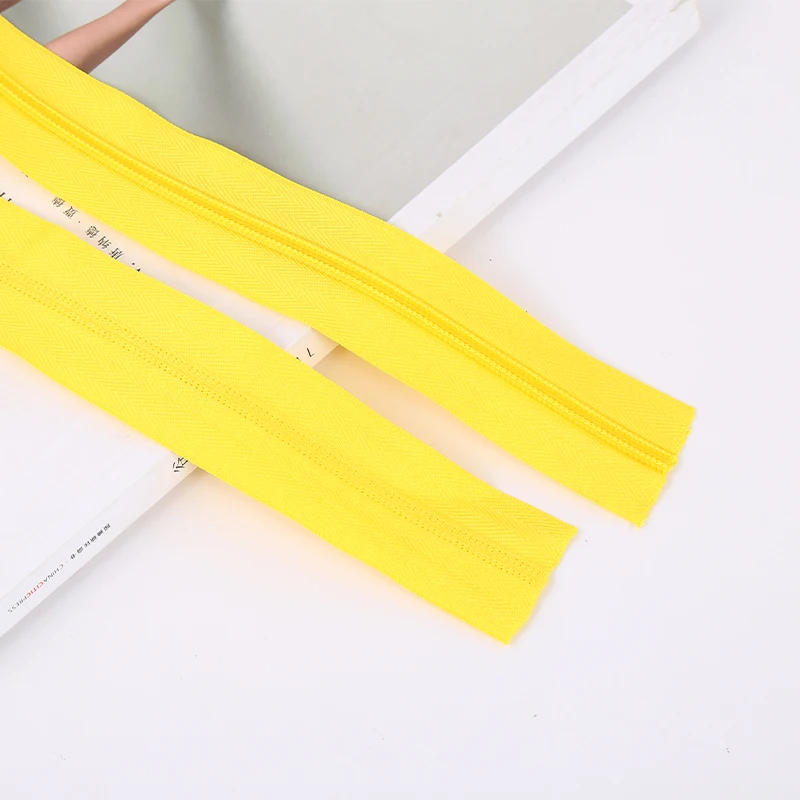 Заводская акция, недорогой нейлоновый многоцветный рулон на молнии для домашнего текстиля