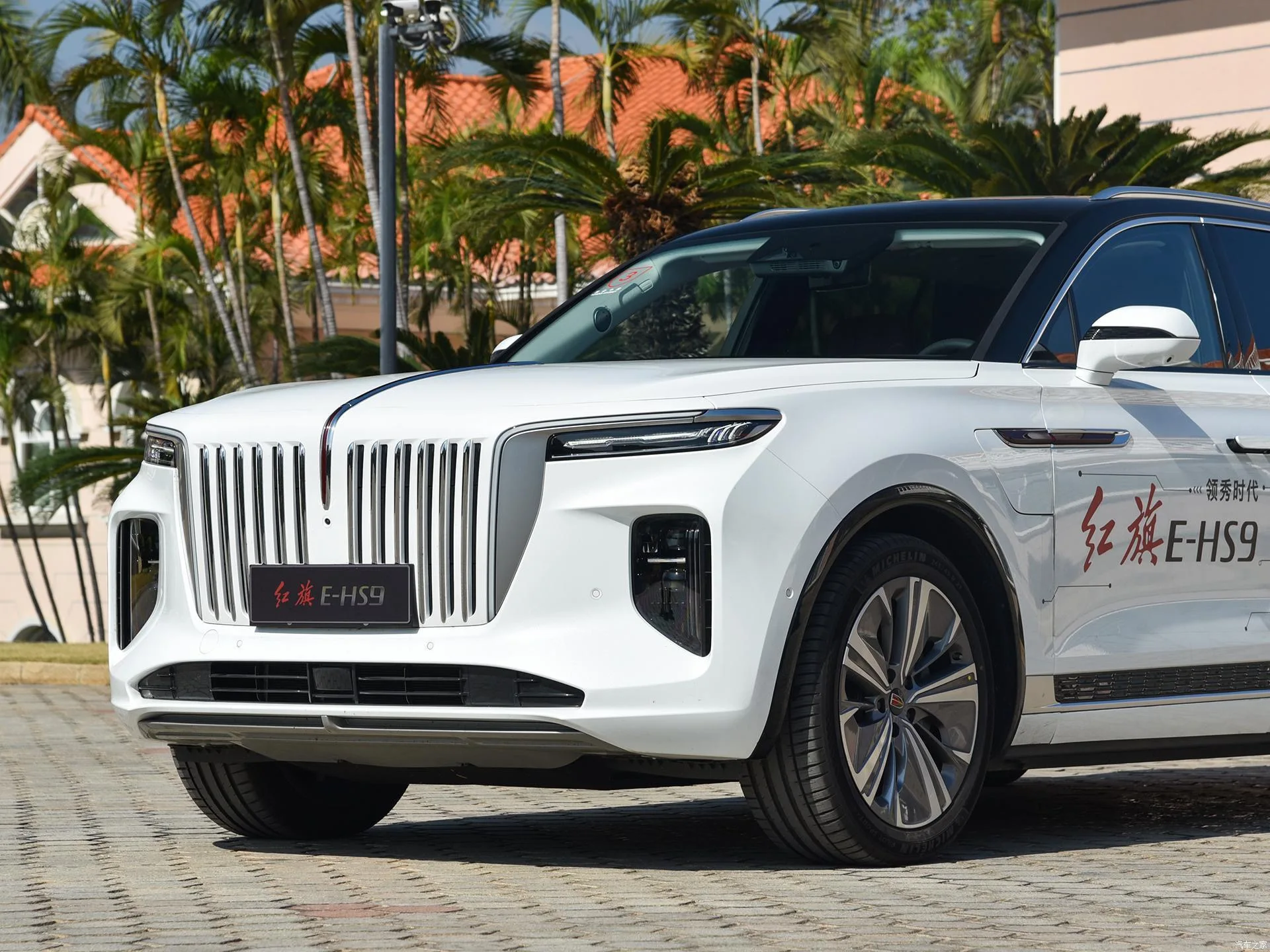 2022 2021used car China super-large SUV Hongqi E-HS9 Luxury large SUV electric vehicles are selling like hot cakes.