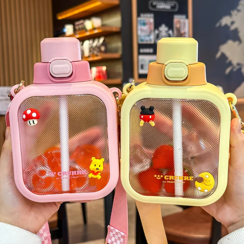 Hot Sale 700ml creative cute square bpa free plastic sports water bottle for kid student girl with back strap and lid