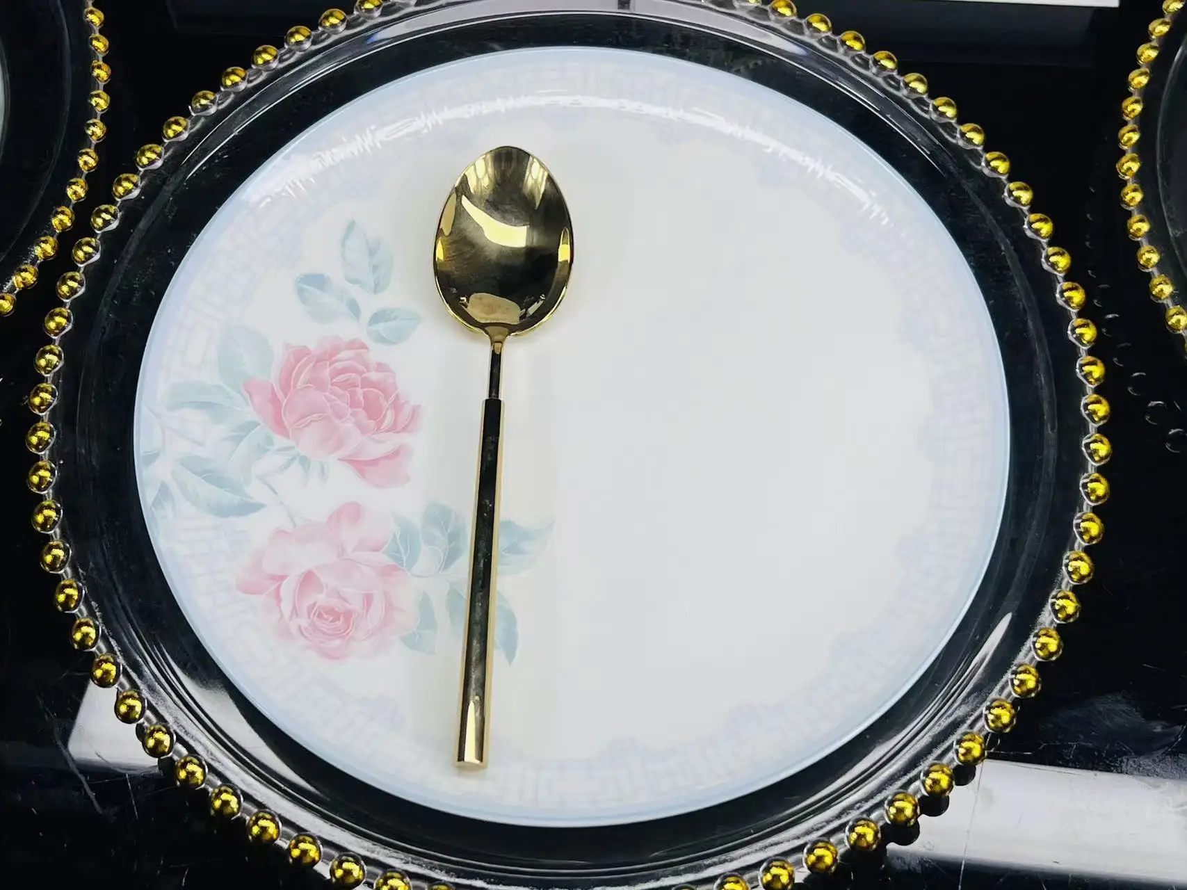 Фарфоровый обеденный