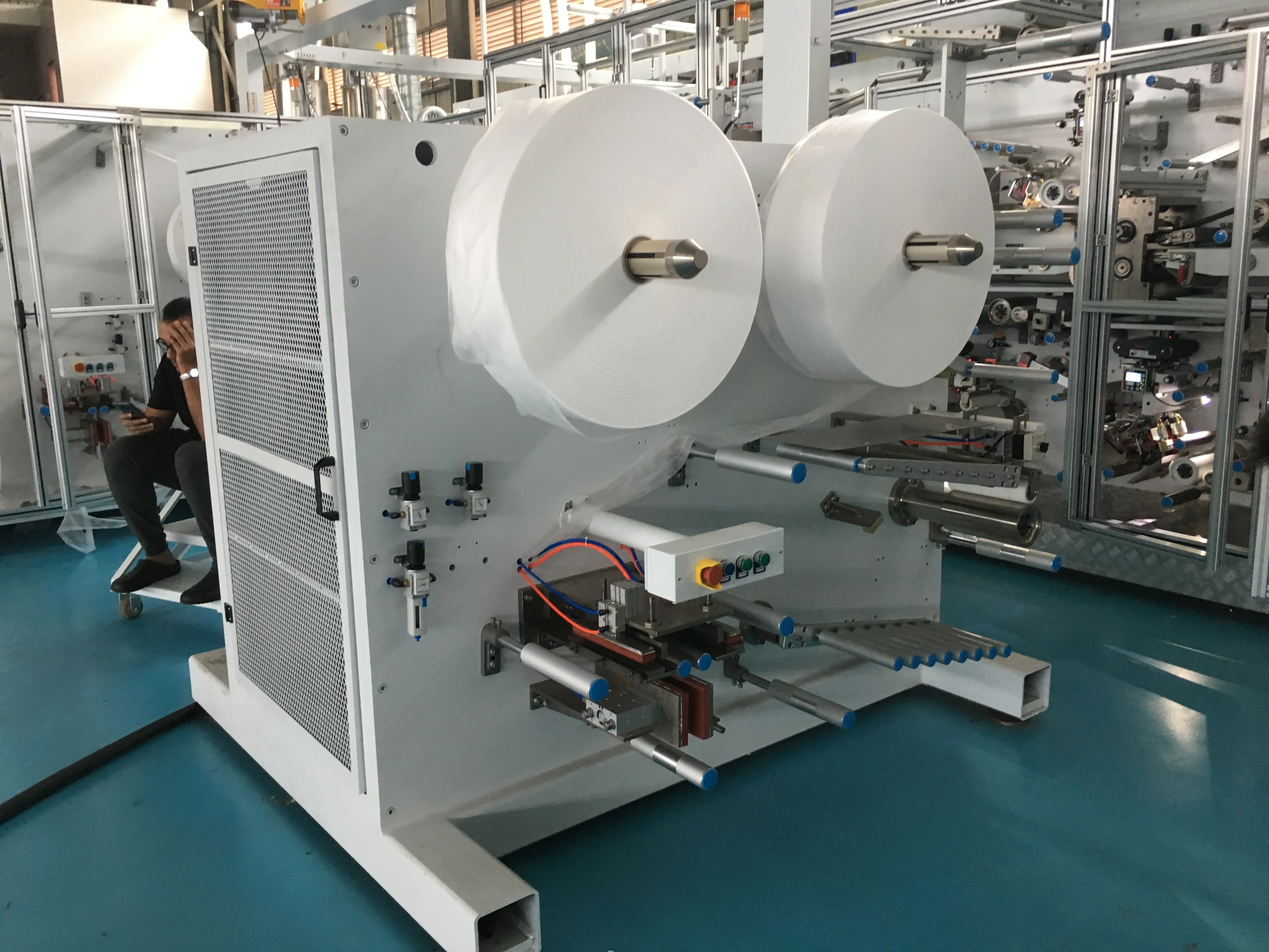 High quality T shape baby diaper machine manual diaper with ce certification