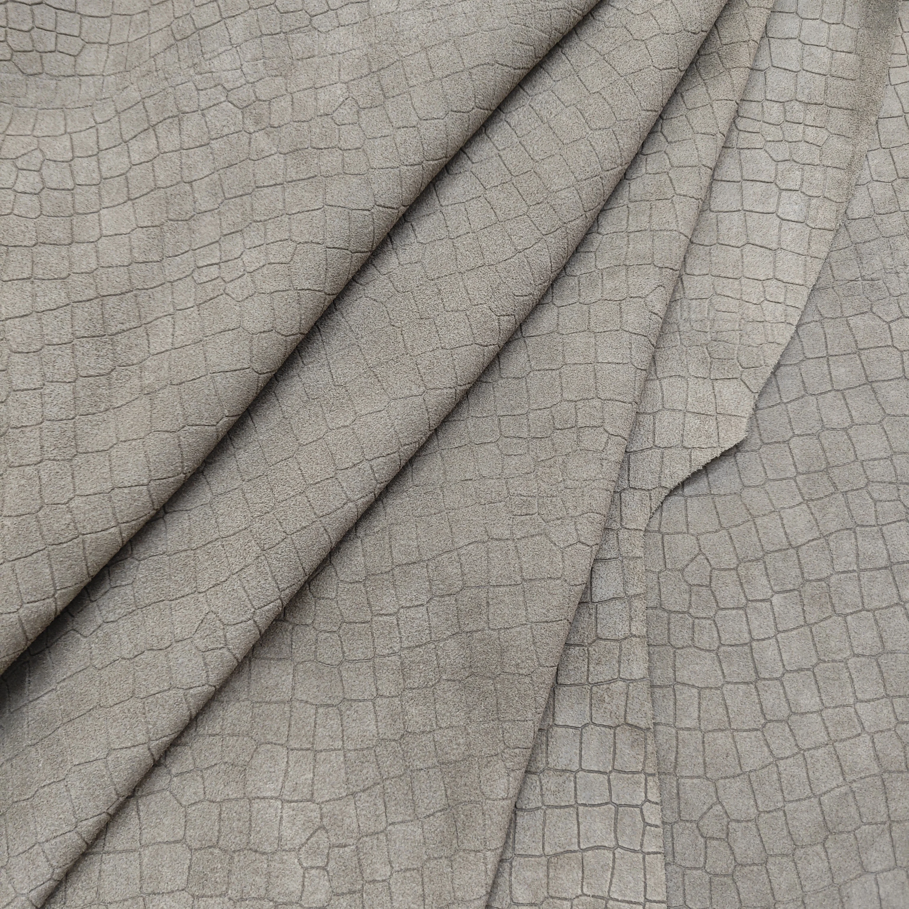 Crocodile embossed cow suede Alligator pattern Cow split leather For shoes garment wallet