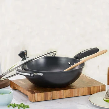 Wholesale 32cm cast iron wok with glass cover non-stick chinese wok wooden handle wok pan