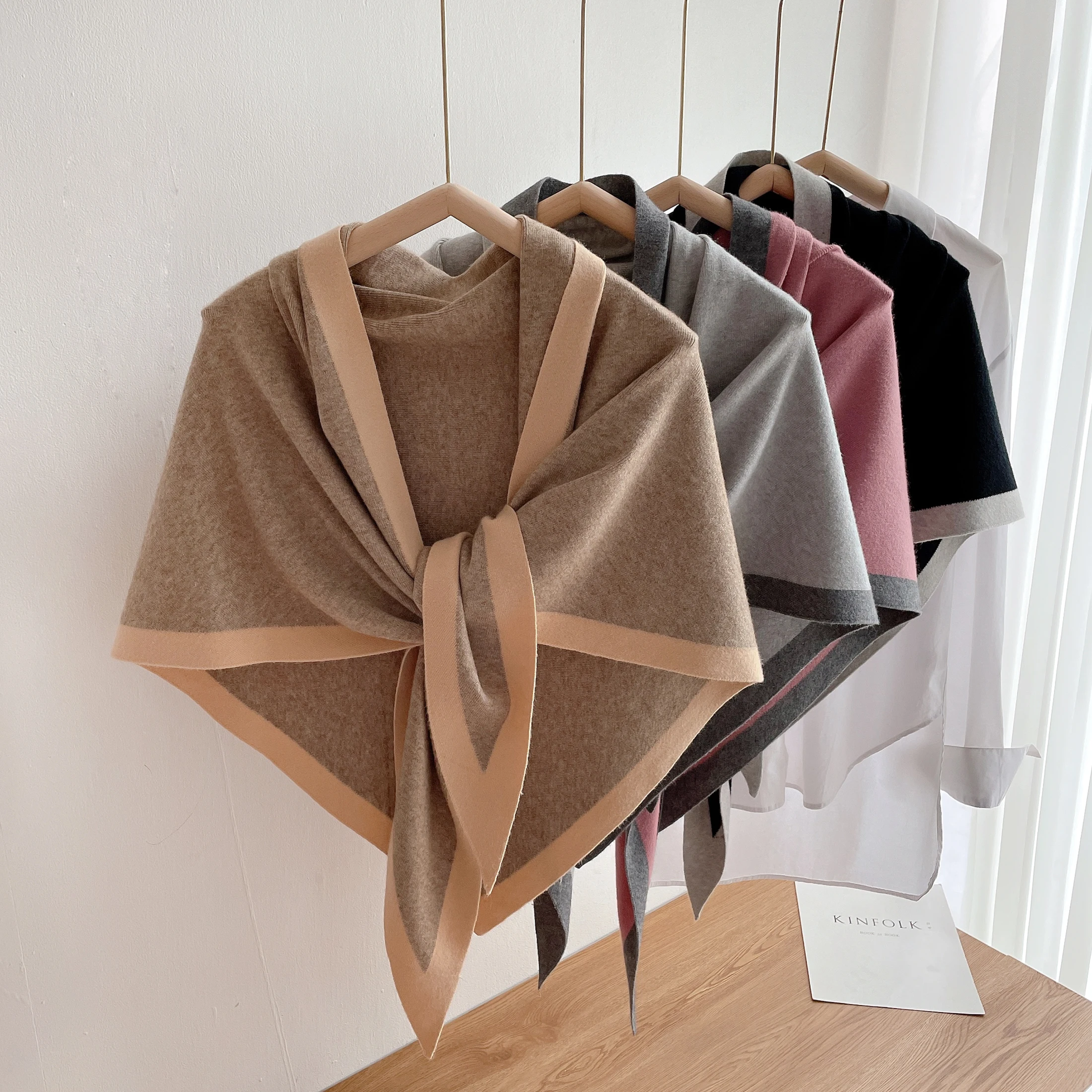 2022 New Ladies Wool  Scarf manufacturer Cashmere Poncho Women Autumn Cashmere Pashmina Shawl women