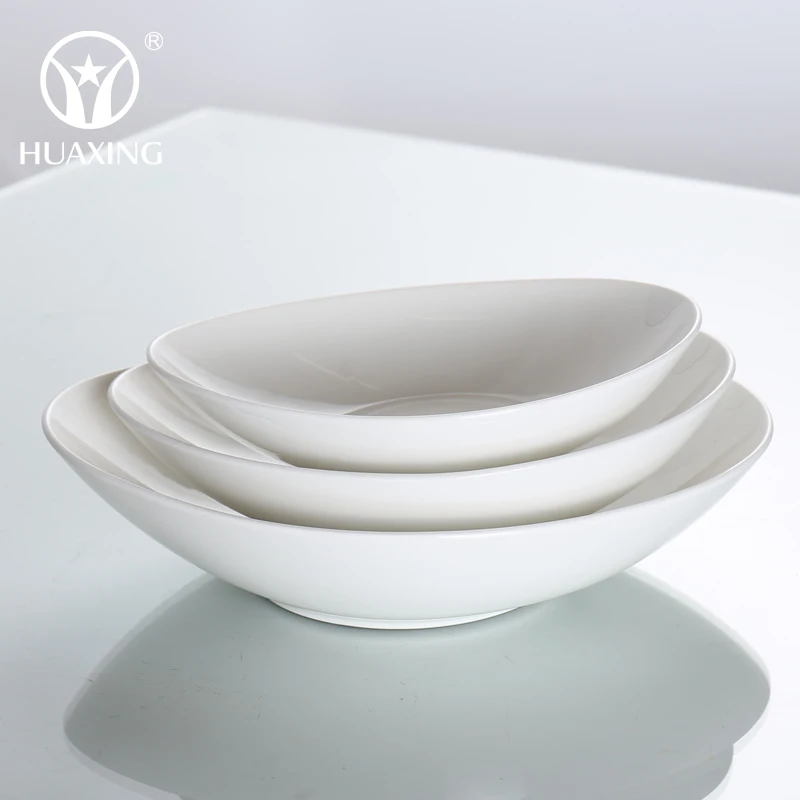 Hot Selling Home Restaurant Used Plain White Big Porcelain Ceramic Large Breakfast Oval Salad Bowl