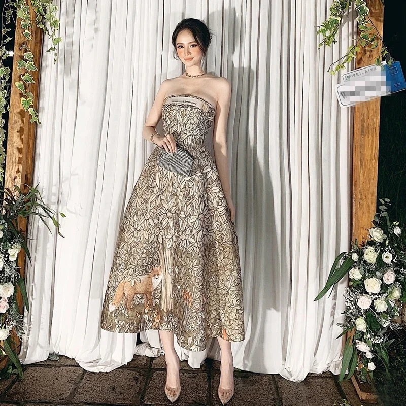 High Sense of Luxury Light luxury Tube top Printed sling Banquet Dress design Sense Temperament Waisted A-line slim Dress