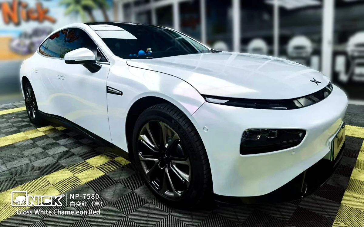 Factory Supply  Premium Car Wrapping Film TPU Car Wrap Vinyl Car Change Body Color Self Adhesive Gloss White Chameleon Red