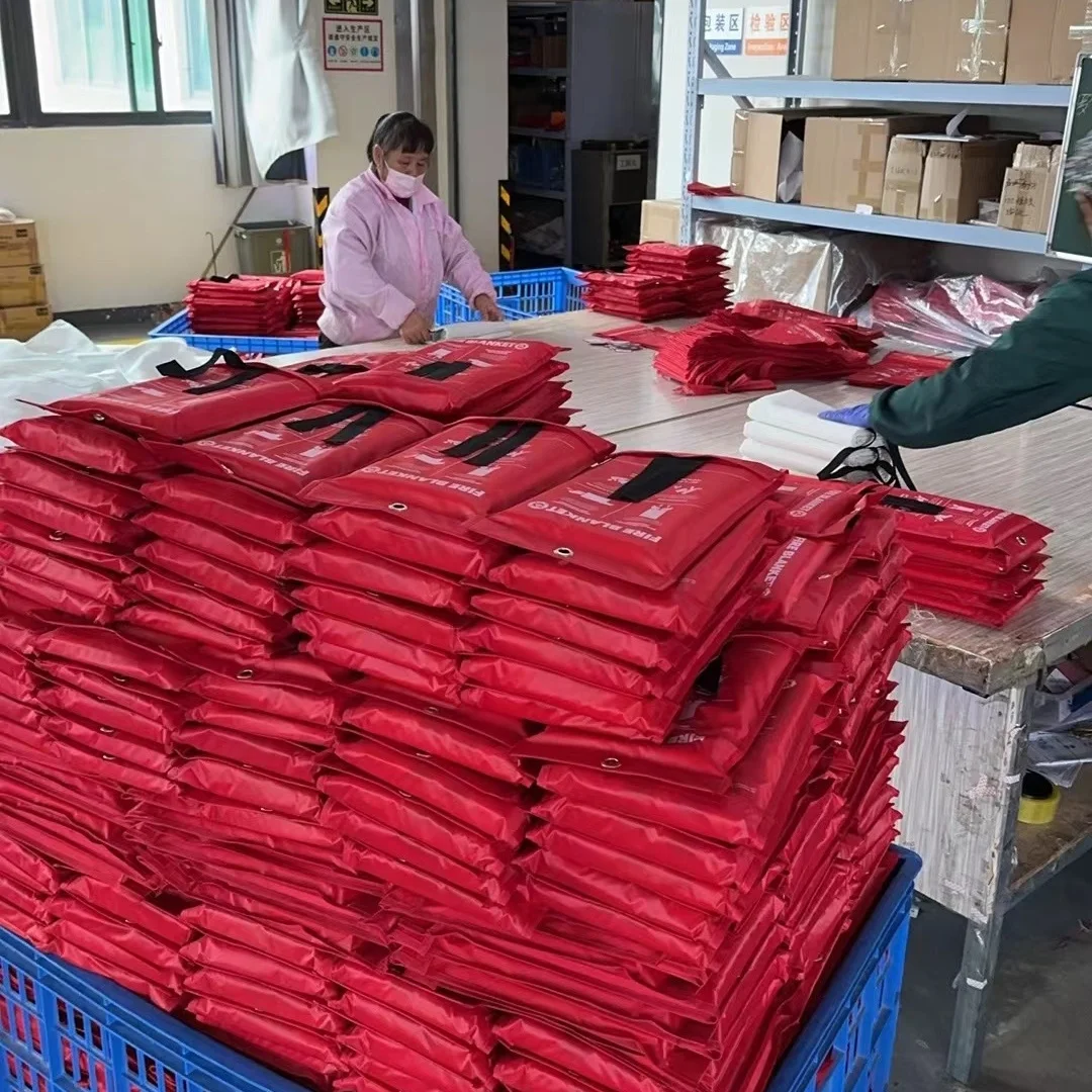 1m x 1m Flame Retardant Safety Fireproof Fiberglass Emergency Fire Blanket for Home Kitchen