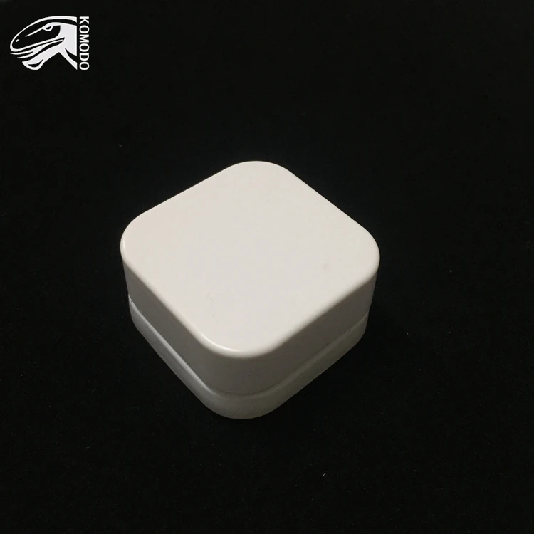 OEM ODM Engraved Printing Logo Cosmetic 5ml Clear Frosted Glass Jar with Plastic Lid for Wax Eye Shadow Container