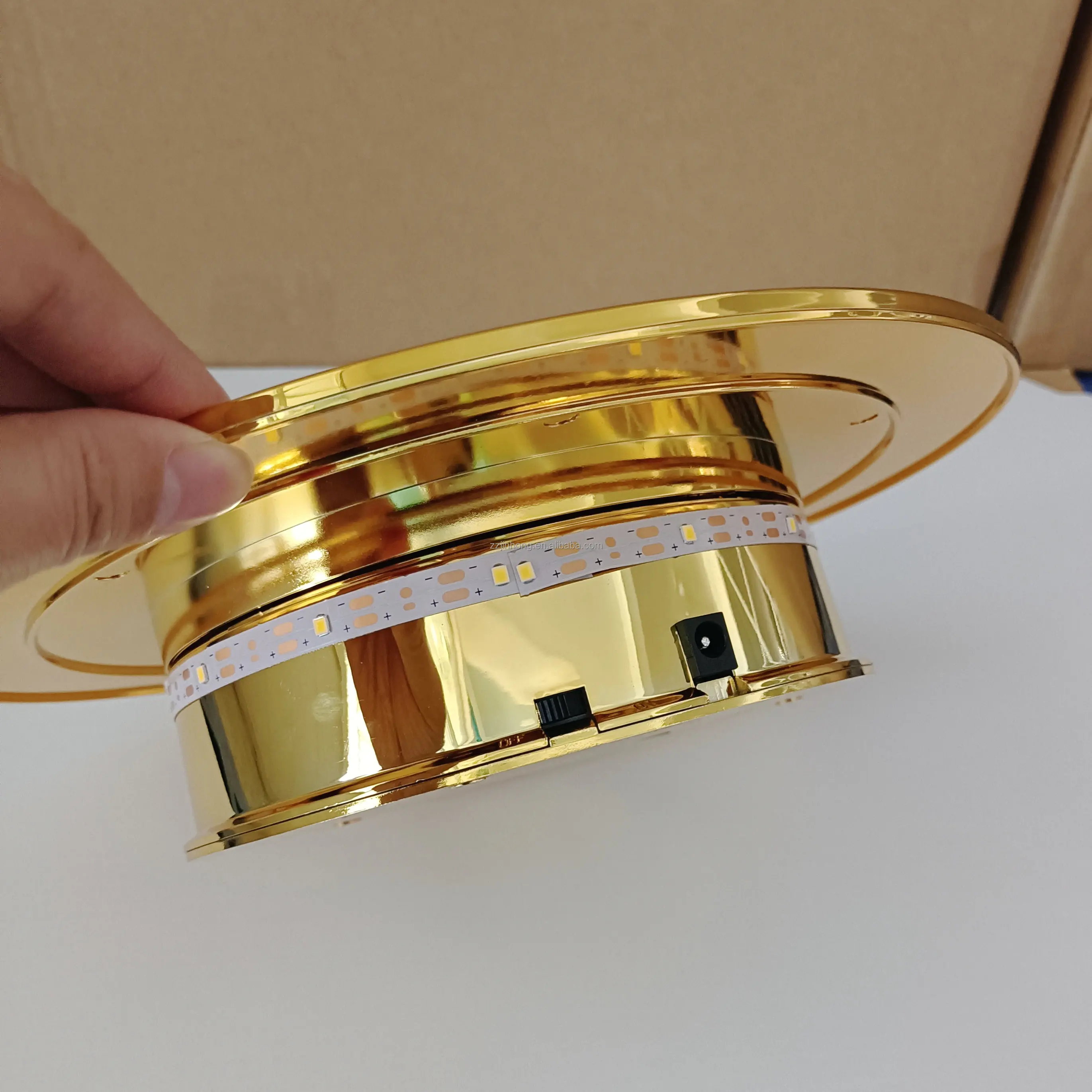 Gold Silver Rotating Display Stand with LED Light for Displaying Goods like Shoes, Bag, Craft Load Weight 5KG Turntable