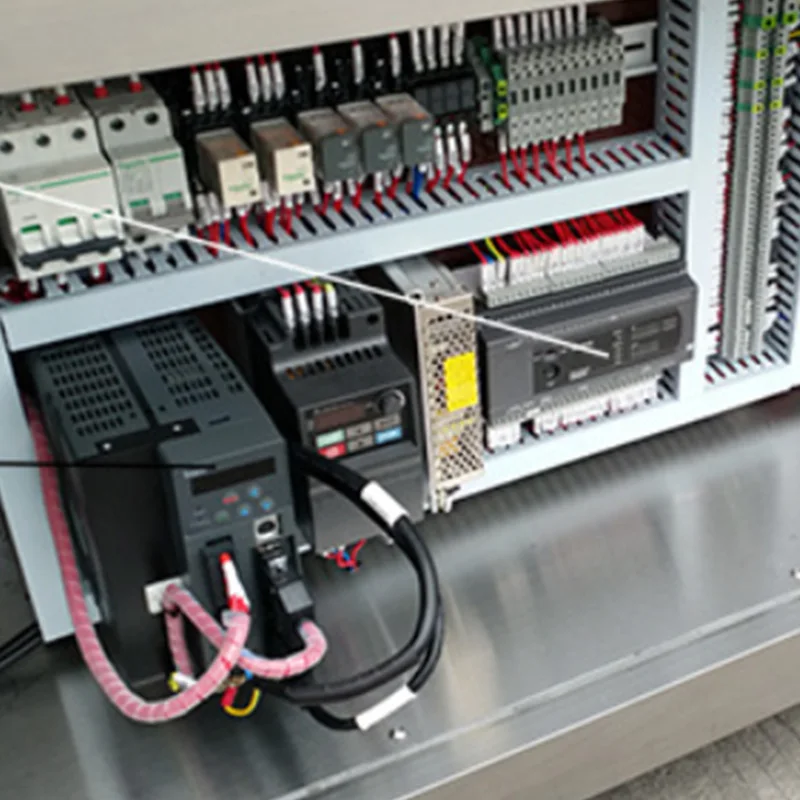 Double Head Pneumatic Semi-automatic Edible Essential Oil Liquid Jar Filling Machine