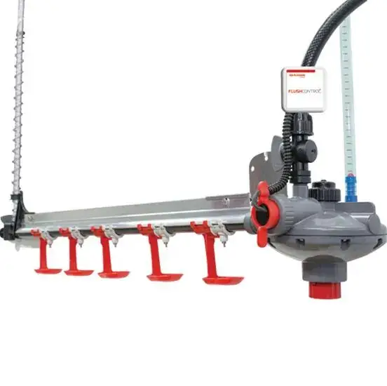 Poultry Equipment Automatic Poultry Drinking Line For Chicken Layers Broilers Water Drinker System