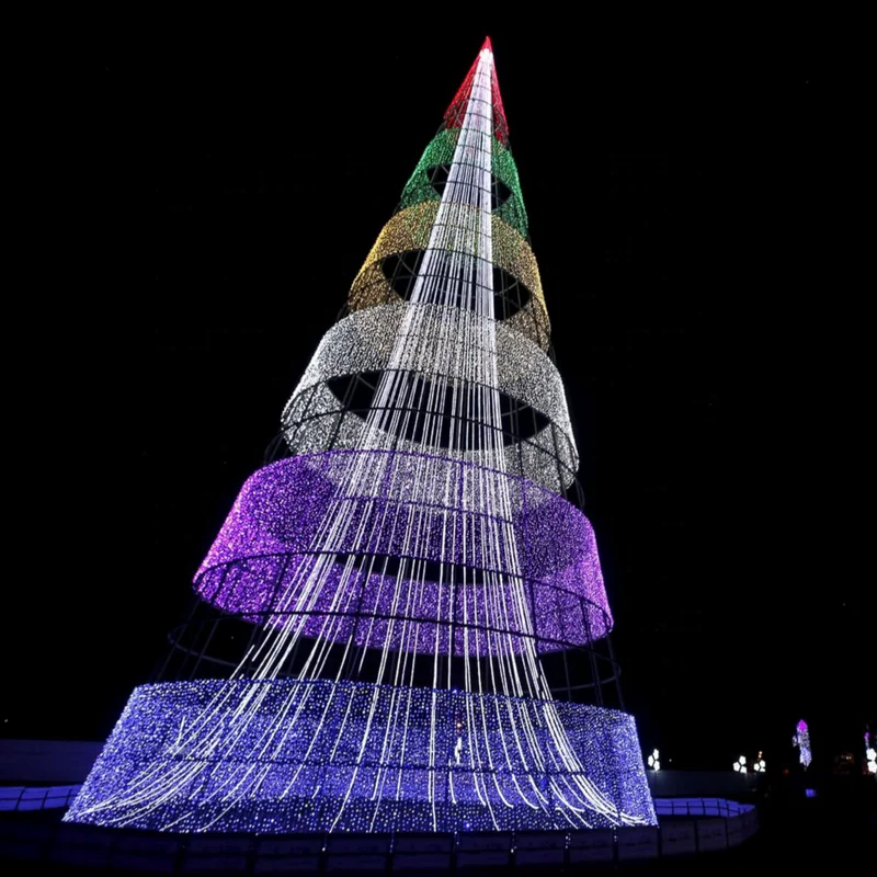 20ft/30ft/40ft Commercial Decoration Artificial Giant Christmas Tree PVC and LED Material with Metal Stand for Outdoor Use