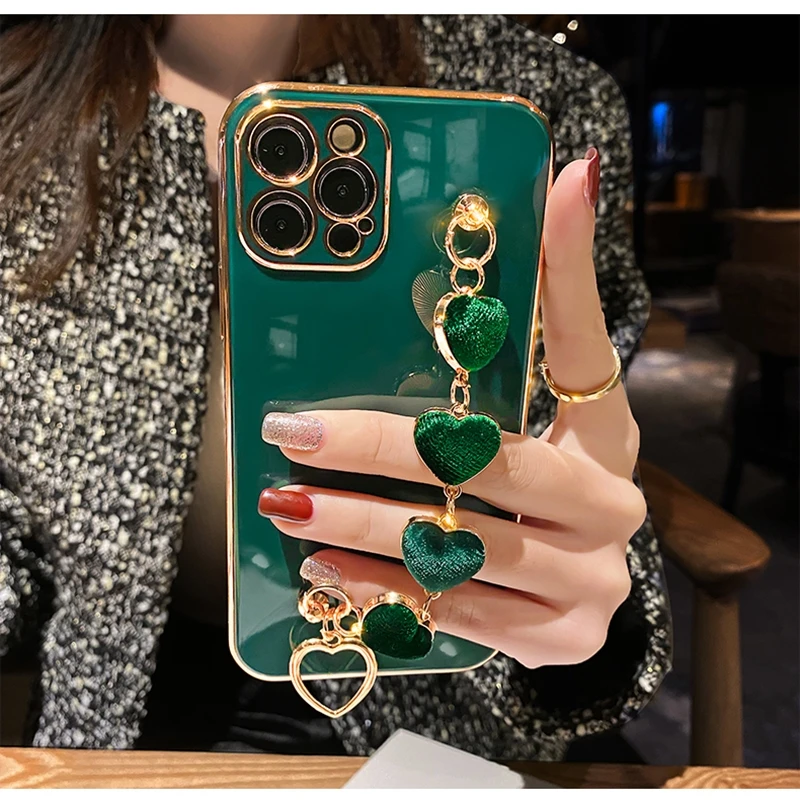 New Design Promotional Heart Bracelet Strap TPU Shockproof Mobile Phone Case for iPhone 13 12 11 Pro Max