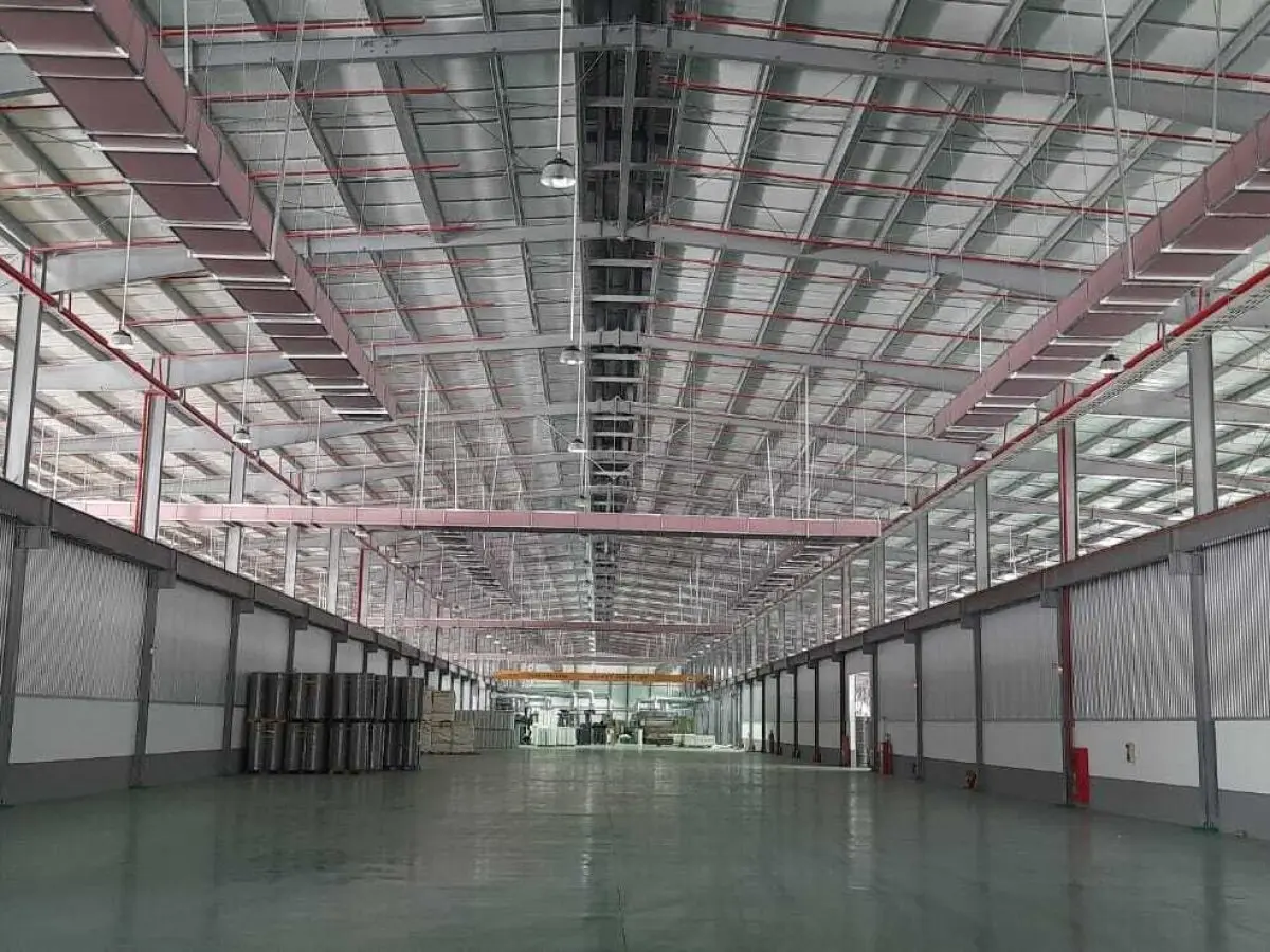 Durable Steel Structure Warehouse Industrial Design Style for workshops