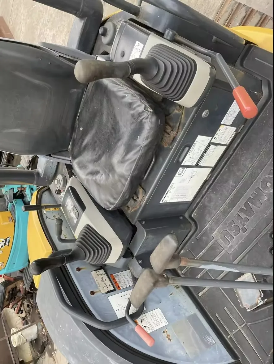 Good Condition Used Komatsu PC30 Excavators Diggers Earthmoving Machine Secondhand Komatsu PC PC 35 PC 300 Excavadora For Sale