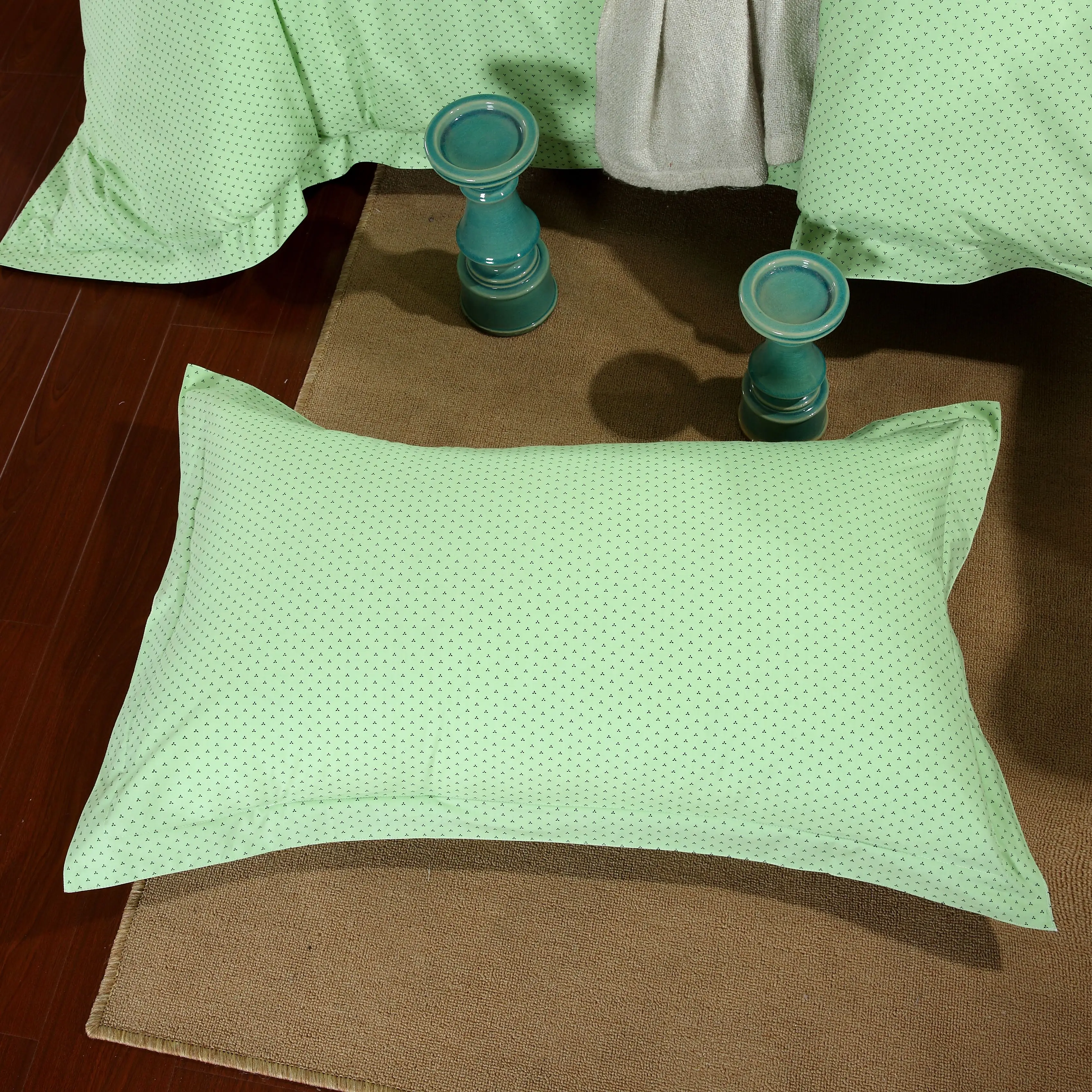 China Supplier Luxury Plain Duvets bed linen bed bedspread 100% Cotton Hotel Bedding Set